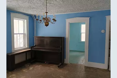 9 Olive St, Ashland, MA 01721 - Photo 8