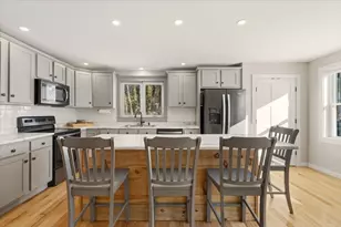 12 3rd Ave, Lakeville, MA 02347 - Photo 4