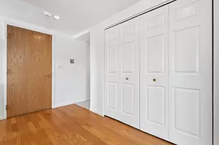 200 Ledgewood Dr, Stoneham, MA 02180 - Photo 6