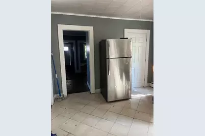 48 Lake St, Webster, MA 01570 - Photo 8