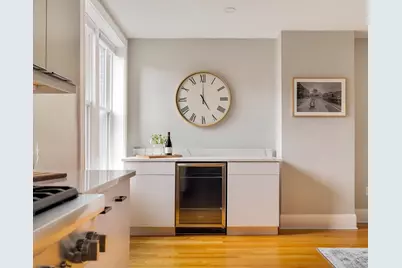 129 N Washington St #3, Boston, MA 02113 - Photo 2