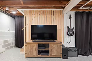 50 Forest St, Reading, MA 01867 - Photo 38