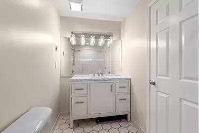 1216 Vfw Pkwy #40, Boston, MA 02132 - Photo 26