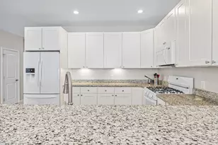 111 Daniel Shays Hwy, Belchertown, MA 01007 - Photo 12