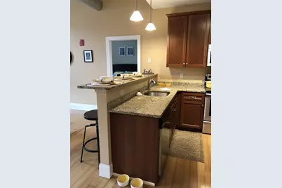 55 Green  Street #D-105, Clinton, MA 01510 - Photo 4