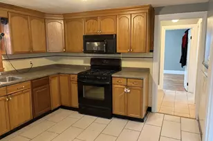 610 Killingly, Johnston, RI 02919 - Photo 2