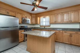 925 Allen St, Dartmouth, MA 02747 - Photo 6