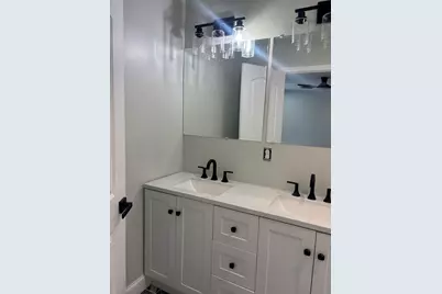 106 Almira, Springfield, MA 01119 - Photo 10