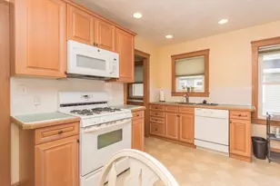 279-281 Ash St, Waltham, MA 02453 - Photo 22