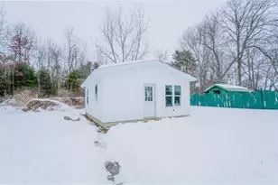 11 Dragon Cir, Easthampton, MA 01027 - Photo 40