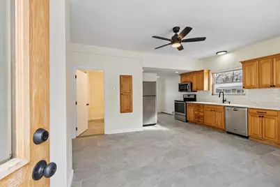 10 Barber St, Medway, MA 02053 - Photo 6