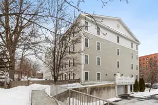 10 Crowninshield St, Peabody, MA 01960 - Photo 30