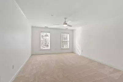 10 Crowninshield St #303, Peabody, MA 01960 - Photo 16