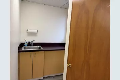 1565 Main St #1F, Tewksbury, MA 01876 - Photo 16