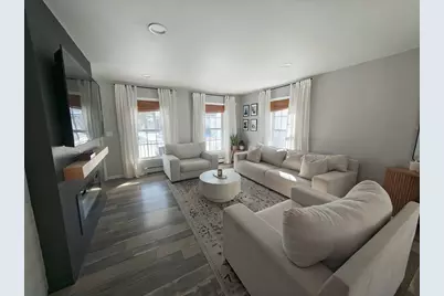 13 Whitelock St, New Bedford, MA 02745 - Photo 10