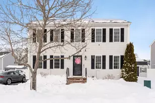 35 Sophia Ln, Bridgewater, MA 02324 - Photo 4