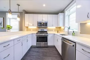 4945 Washington, Boston, MA 02132 - Photo 2