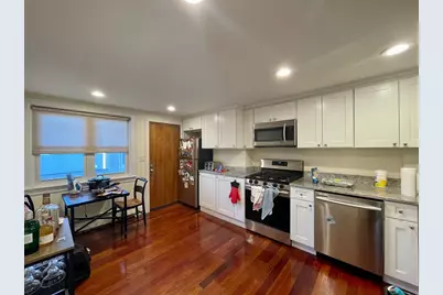 143 L St #3, Boston, MA 02127 - Photo 2