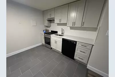 16 Walnut #B2, Arlington, MA 02476 - Photo 4