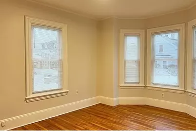 23 Maple St #1R, Waltham, MA 02453 - Photo 6