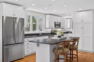 10 Grouse St, Falmouth, MA 02540 - Photo 12