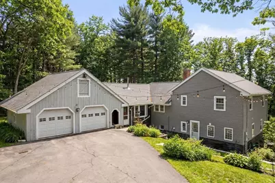 21 Pleasantview Ter, Framingham, MA 01701 - Photo 1