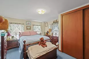 131 Center St, Lee, MA 01238 - Photo 10