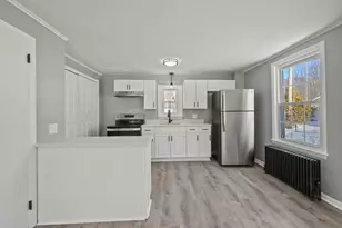 131 Center St, Lee, MA 01238 - Photo 16