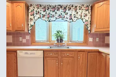 22 Oakdale Rd, Canton, MA 02021 - Photo 10