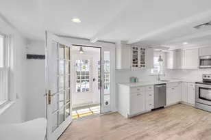 87 Fort Point Rd, Weymouth, MA 02191 - Photo 12