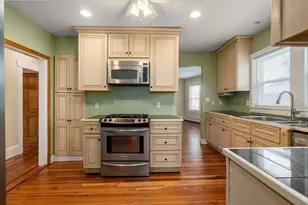 25-27 Lafayette St, Fairhaven, MA 02719 - Photo 4