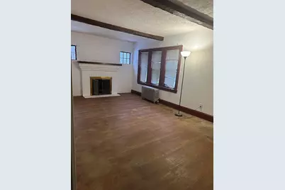 107 N Leyden St, Brockton, MA 02302 - Photo 2