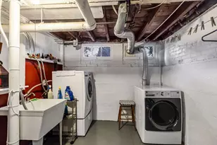 154 Madison Ave, Holyoke, MA 01040 - Photo 36