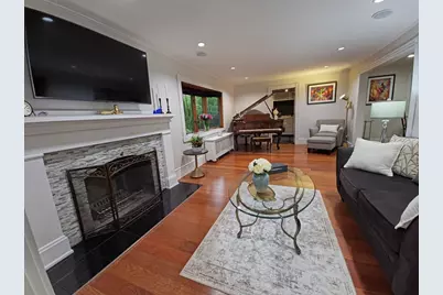 9 Venner Rd, Arlington, MA 02476 - Photo 2