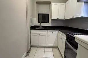 4 Langmaid Ave, Somerville, MA 02145 - Photo 2