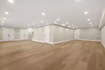 8 Flatley Ave, Manchester by the Sea, MA 01944 - Photo 16