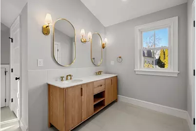 8 Flatley Ave, Manchester by the Sea, MA 01944 - Photo 12