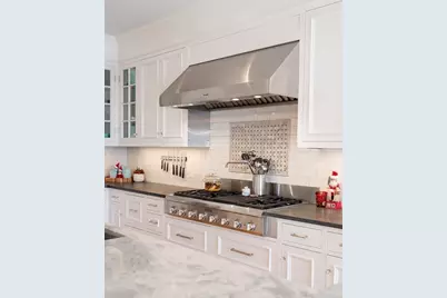 51 High St, Newburyport, MA 01950 - Photo 12