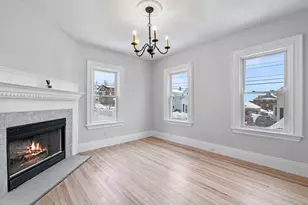 37 Laurel Ave, Haverhill, MA 01835 - Photo 4