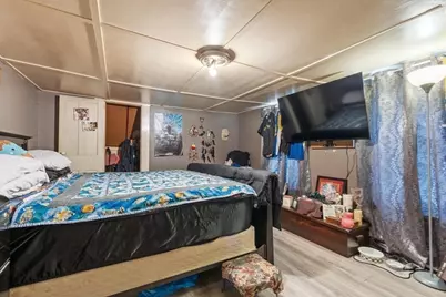 58 E Main St, Orange, MA 01364 - Photo 18