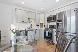 166 Franklin St, Arlington, MA 02474 - Photo 2