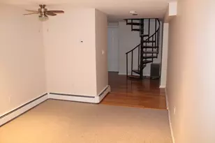 188 W Seventh St, Boston, MA 02127 - Photo 4