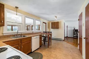 13 Honeysuckle Rd, Gloucester, MA 01930 - Photo 12