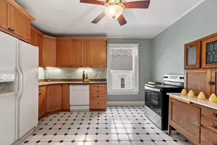 741 Salem St, Lynnfield, MA 01940 - Photo 8
