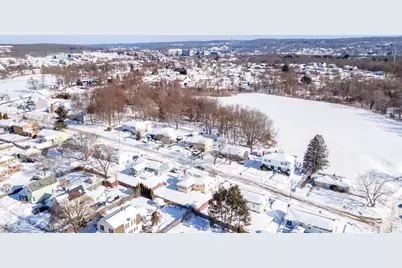 34 Robin Rd, Worcester, MA 01604 - Photo 40