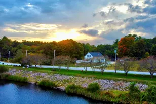 1232 Middleboro Ave, Taunton, MA 02718 - Photo 1