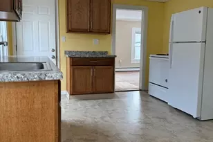 18 Fisher St, North Attleboro, MA 02760 - Photo 4