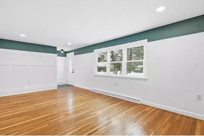 37 Lexington Avenue, Methuen, MA 01844 - Photo 6