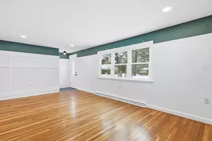 37 Lexington Ave, Methuen, MA 01844 - Photo 6