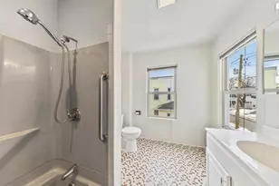 136 Willow St, Waltham, MA 02453 - Photo 18